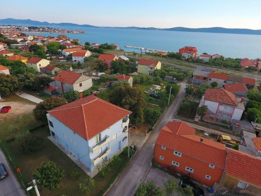 Js * Bibinje